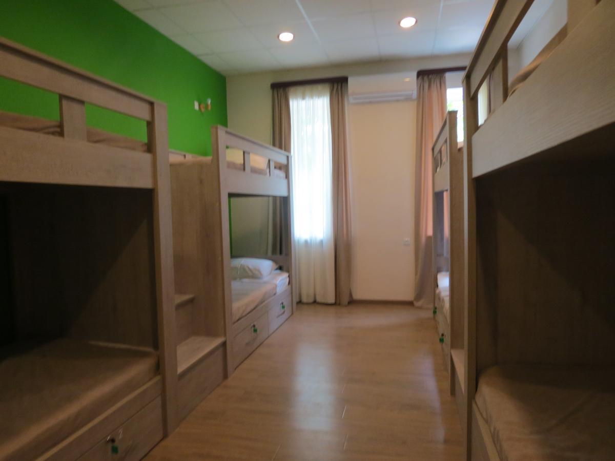 Hostel Your Home Tbiliszi Kültér fotó
